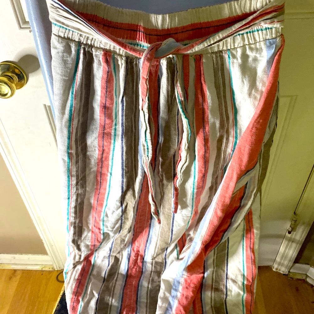 Time and tru skirt small